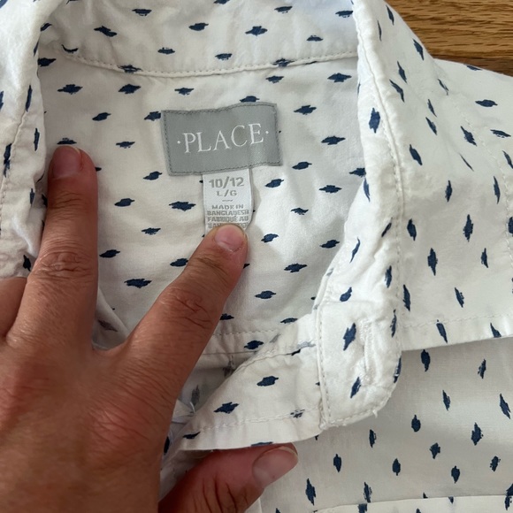 Boys SS Button Front Children’s Place 10/12 - Picture 2 of 3